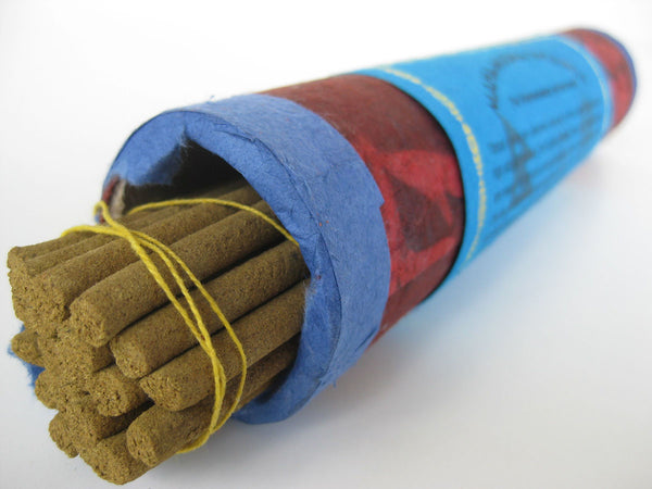 Maha Mudra incense contains spikenard, harrow, and saffron