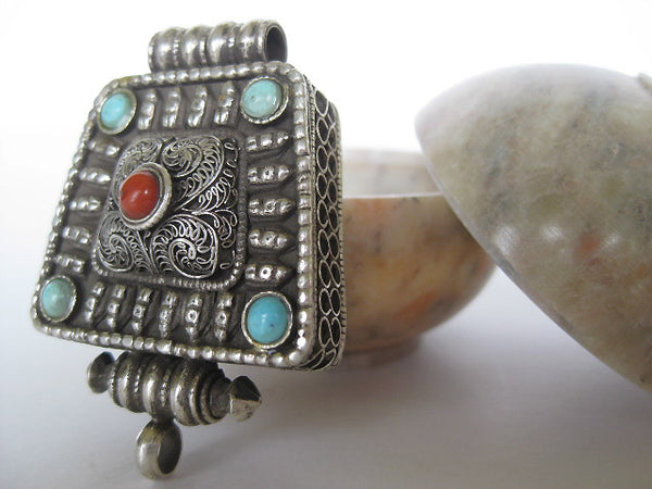 Sterling Silver Gau Locket ~ Fantastic intricate design