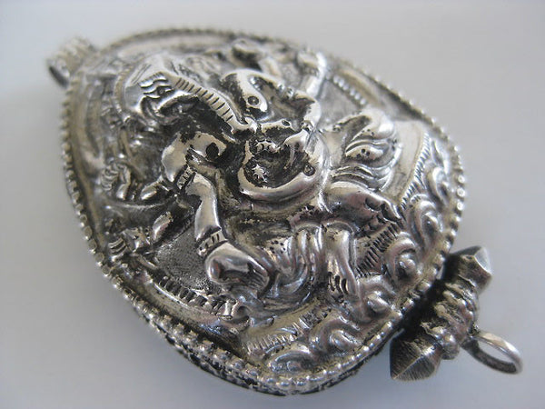 Sterling Silver Ganesha Elephant Gau Locket