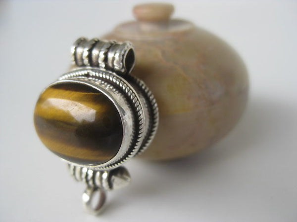 Tigers Eye Silver Gau Locket