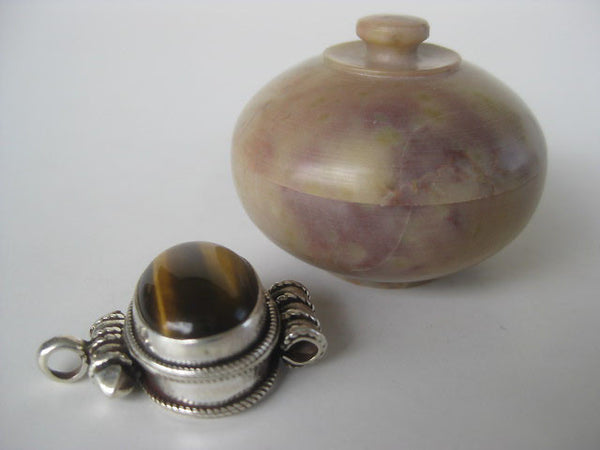 Tigers Eye Silver Gau Locket